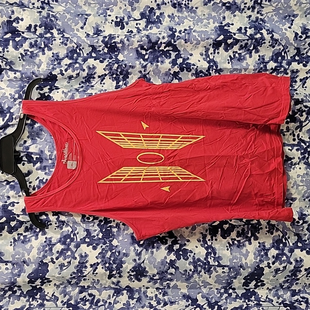 Great Condition Red Tank Top with Gold Pattern 🌈